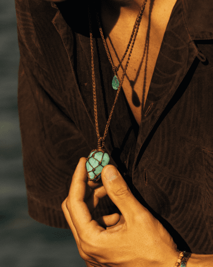 Como usar collares para hombres